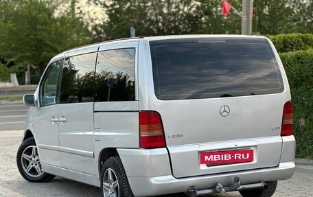Mercedes-Benz V-Класс, 2001 год, 900 000 рублей, 3 фотография