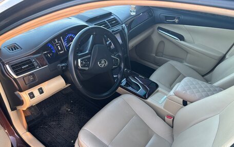 Toyota Camry, 2017 год, 2 330 000 рублей, 7 фотография