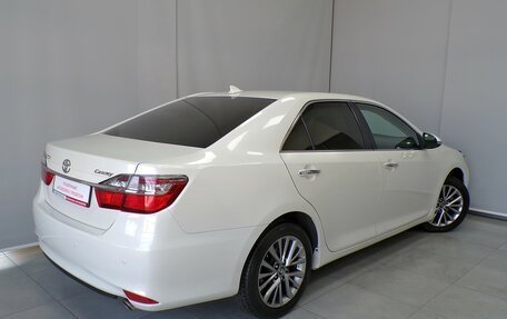 Toyota Camry, 2016 год, 2 286 600 рублей, 2 фотография