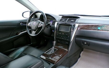 Toyota Camry, 2016 год, 2 286 600 рублей, 3 фотография
