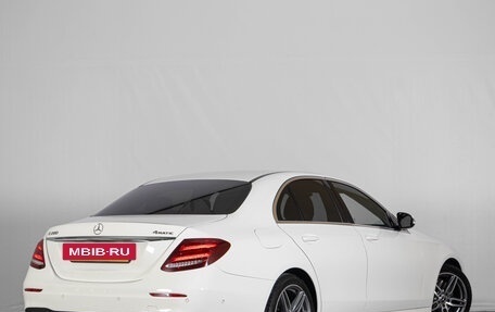 Mercedes-Benz E-Класс, 2017 год, 3 199 000 рублей, 3 фотография
