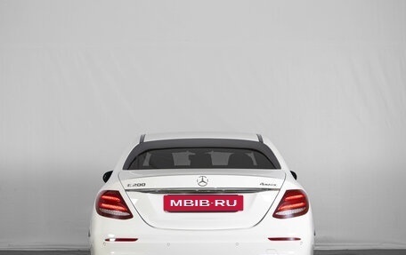 Mercedes-Benz E-Класс, 2017 год, 3 199 000 рублей, 4 фотография