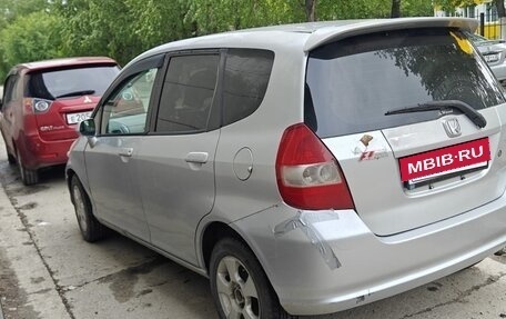 Honda Fit III, 2002 год, 350 000 рублей, 7 фотография