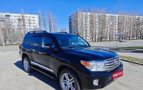 Toyota Land Cruiser 200, 2012 год, 4 600 000 рублей, 3 фотография