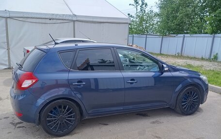 KIA cee'd I рестайлинг, 2010 год, 1 050 000 рублей, 2 фотография