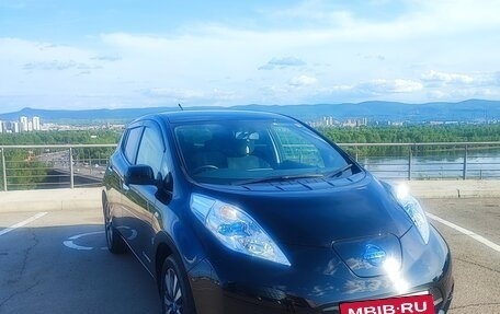 Nissan Leaf I, 2014 год, 700 000 рублей, 6 фотография