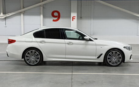 BMW 5 серия, 2018 год, 3 490 000 рублей, 4 фотография