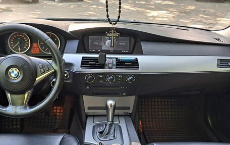 BMW 5 серия, 2006 год, 960 000 рублей, 7 фотография