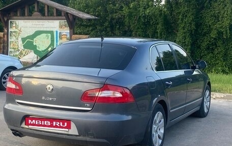 Skoda Superb III рестайлинг, 2009 год, 1 000 000 рублей, 4 фотография