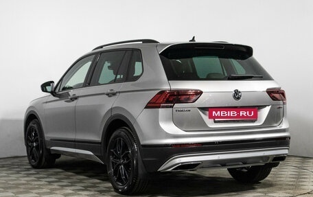Volkswagen Tiguan II, 2019 год, 2 249 700 рублей, 7 фотография