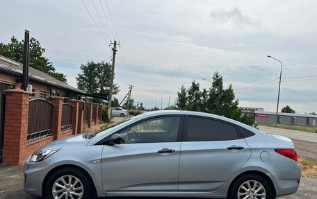 Hyundai Solaris II рестайлинг, 2012 год, 1 150 000 рублей, 3 фотография