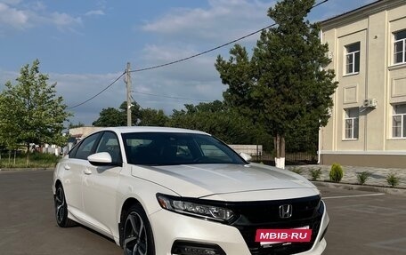 Honda Accord IX рестайлинг, 2020 год, 2 390 000 рублей, 7 фотография