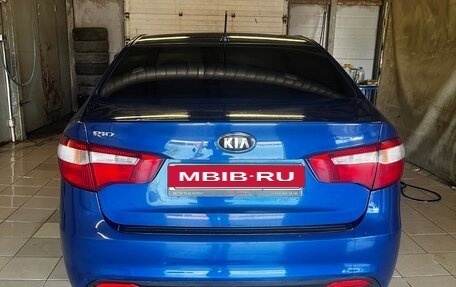 KIA Rio III рестайлинг, 2013 год, 790 000 рублей, 2 фотография