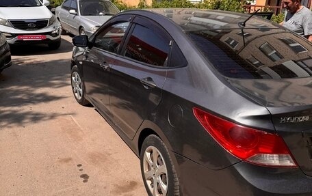 Hyundai Solaris II рестайлинг, 2013 год, 580 000 рублей, 3 фотография