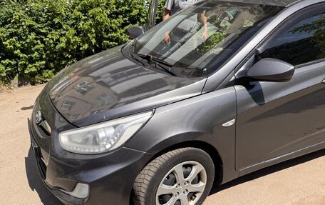 Hyundai Solaris II рестайлинг, 2013 год, 580 000 рублей, 4 фотография