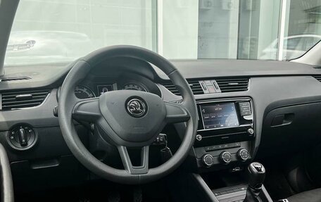 Skoda Octavia, 2018 год, 1 630 000 рублей, 6 фотография