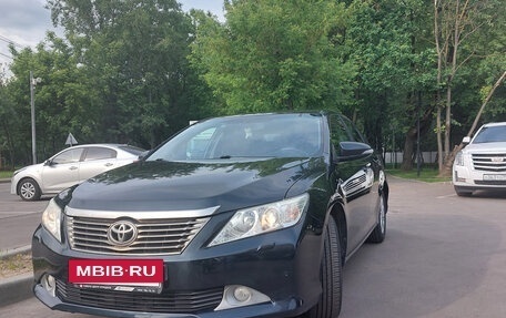 Toyota Camry, 2011 год, 1 870 000 рублей, 2 фотография
