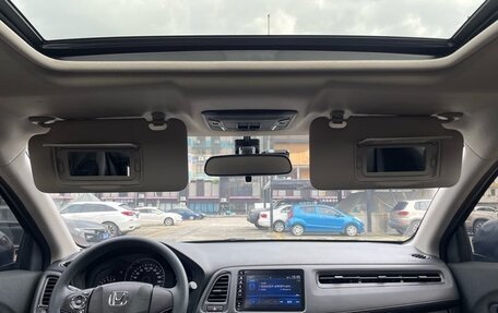 Honda Vezel, 2022 год, 1 500 000 рублей, 10 фотография