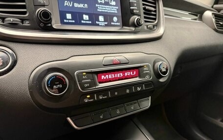 KIA Sorento III Prime рестайлинг, 2018 год, 2 200 000 рублей, 11 фотография