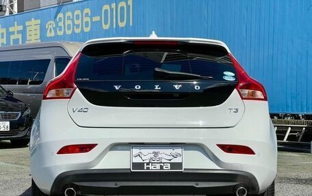 Volvo V40 II рестайлинг, 2019 год, 1 500 111 рублей, 6 фотография