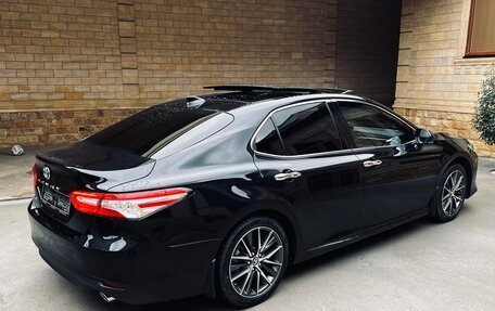 Toyota Camry, 2023 год, 3 390 000 рублей, 3 фотография
