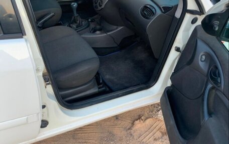 Ford Focus IV, 2004 год, 350 000 рублей, 7 фотография