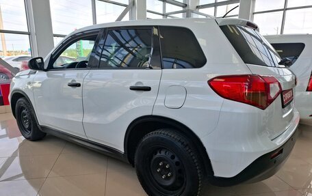 Suzuki Vitara II рестайлинг, 2015 год, 11 фотография