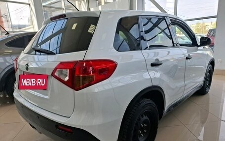 Suzuki Vitara II рестайлинг, 2015 год, 8 фотография
