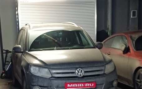 Volkswagen Tiguan I, 2012 год, 1 350 000 рублей, 2 фотография