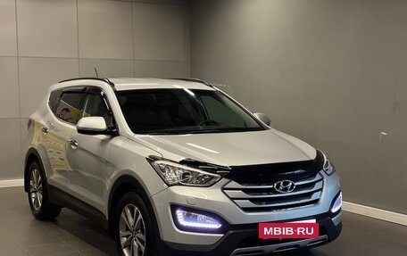 Hyundai Santa Fe III рестайлинг, 2015 год, 2 197 000 рублей, 3 фотография
