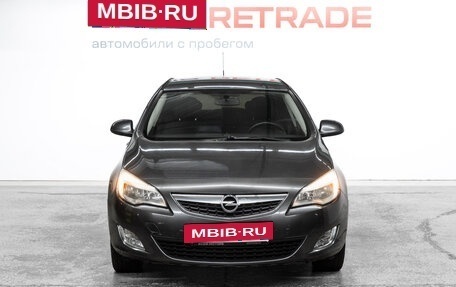 Opel Astra J, 2011 год, 530 000 рублей, 2 фотография