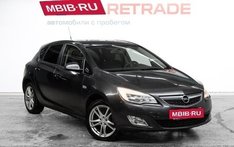 Opel Astra J, 2011 год, 530 000 рублей, 3 фотография