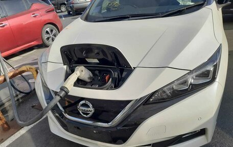Nissan Leaf II, 2018 год, 1 400 000 рублей, 5 фотография