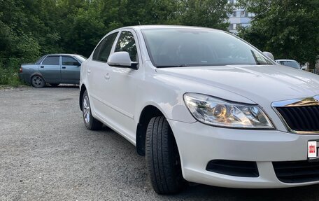 Skoda Octavia, 2011 год, 850 000 рублей, 3 фотография