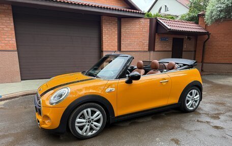MINI Cabrio, 2017 год, 3 800 000 рублей, 5 фотография