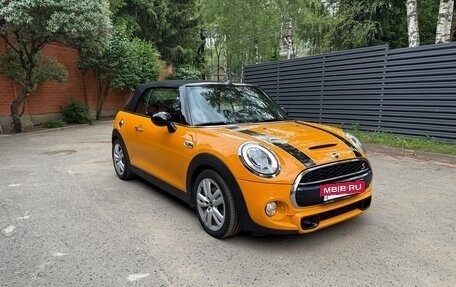 MINI Cabrio, 2017 год, 3 800 000 рублей, 3 фотография