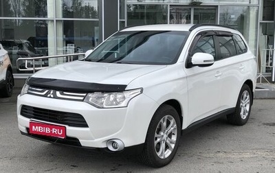 Mitsubishi Outlander III рестайлинг 3, 2013 год, 1 290 000 рублей, 1 фотография