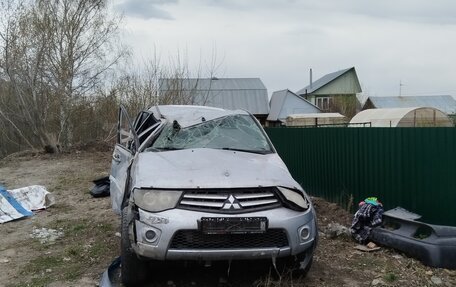 Mitsubishi L200 IV рестайлинг, 2011 год, 680 000 рублей, 1 фотография