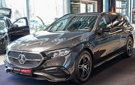 Mercedes-Benz E-Класс, 2023 год, 8 100 000 рублей, 1 фотография