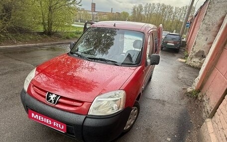 Peugeot Partner II рестайлинг 2, 2010 год, 419 000 рублей, 1 фотография