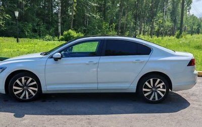 Volkswagen Passat B8 рестайлинг, 2019 год, 2 990 000 рублей, 1 фотография