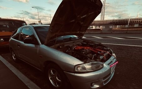 Mitsubishi Colt VI рестайлинг, 2001 год, 80 000 рублей, 1 фотография