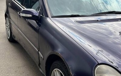 Mercedes-Benz C-Класс, 2000 год, 450 000 рублей, 1 фотография