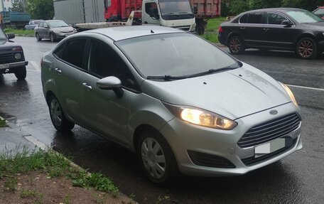 Ford Fiesta, 2015 год, 690 000 рублей, 1 фотография