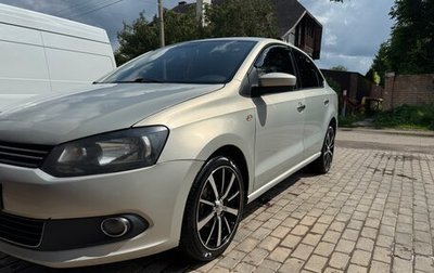 Volkswagen Polo VI (EU Market), 2013 год, 750 000 рублей, 1 фотография