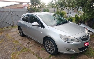 Opel Astra J, 2011 год, 600 000 рублей, 1 фотография