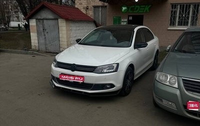Volkswagen Jetta VI, 2014 год, 1 300 000 рублей, 1 фотография