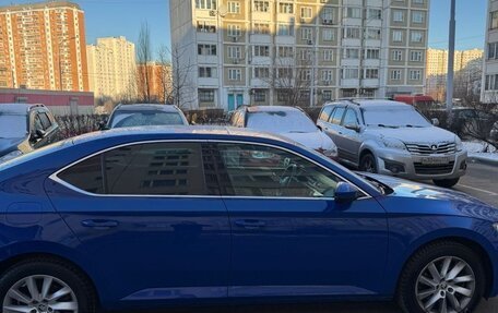 Skoda Superb III рестайлинг, 2019 год, 2 000 000 рублей, 4 фотография