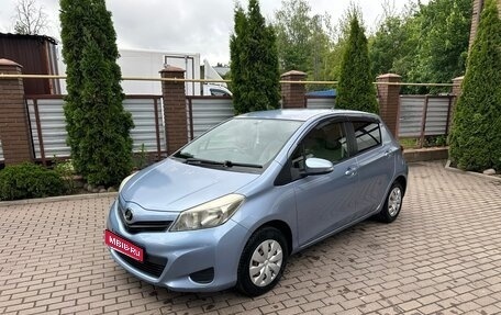 Toyota Vitz, 2012 год, 830 000 рублей, 1 фотография