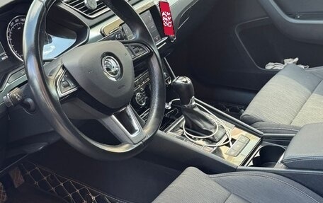 Skoda Superb III рестайлинг, 2019 год, 2 000 000 рублей, 6 фотография